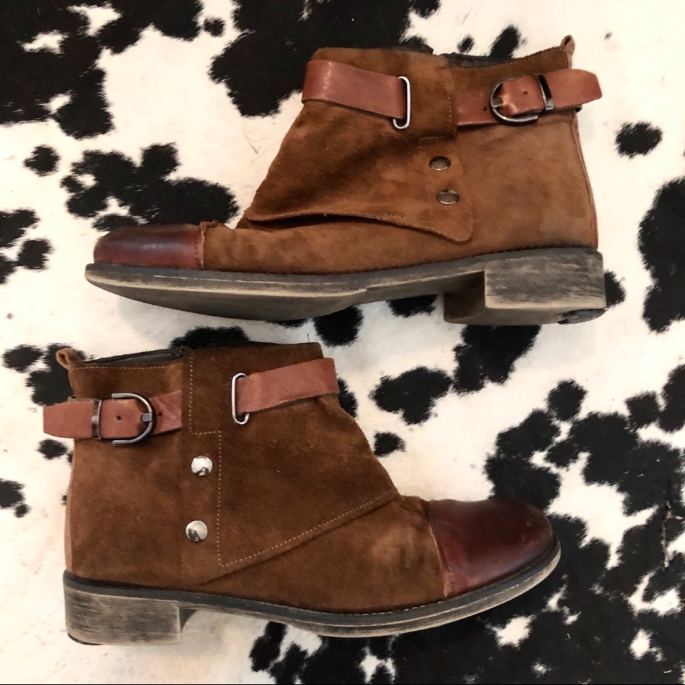 Boutique 9 Designer Leather Boots